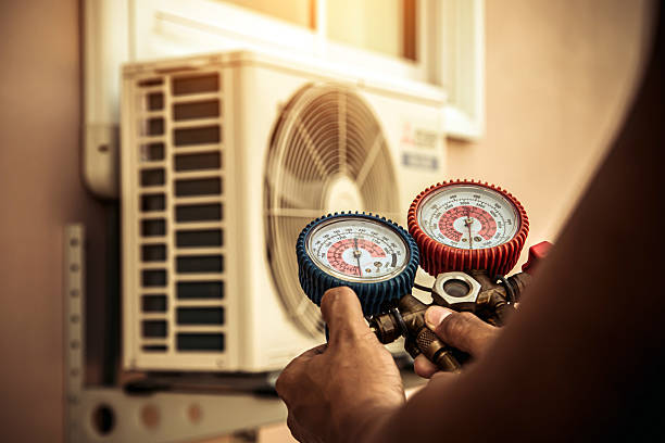 Professional Ac Installation technician working in Equality, IL